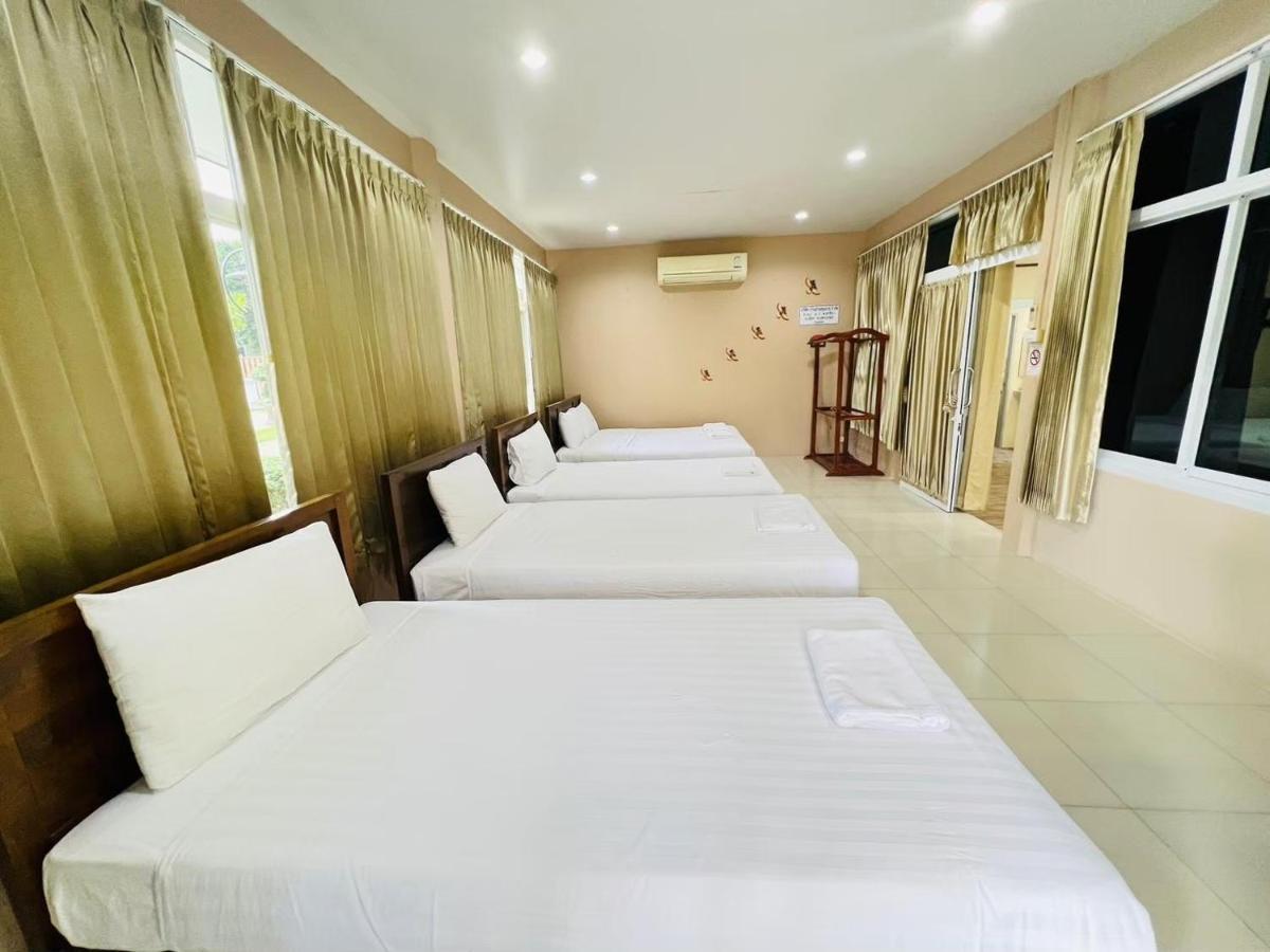 Baan Suan Khun Yaiy Hotel Ban Wang Takhrai Exterior photo